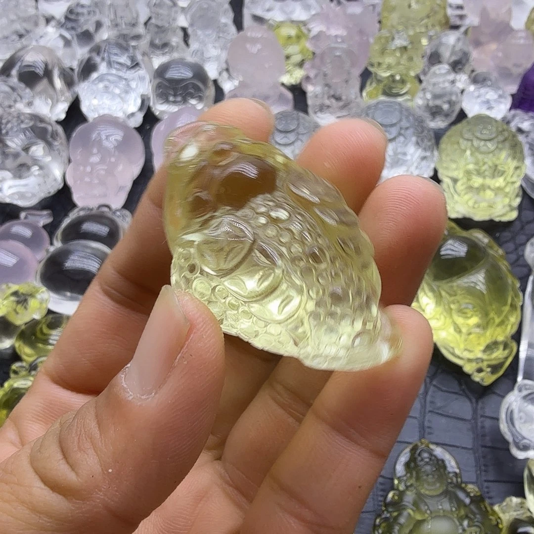 未镶嵌颈饰水晶摆件