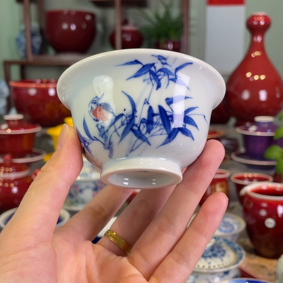 清欢雅玩，青花杯