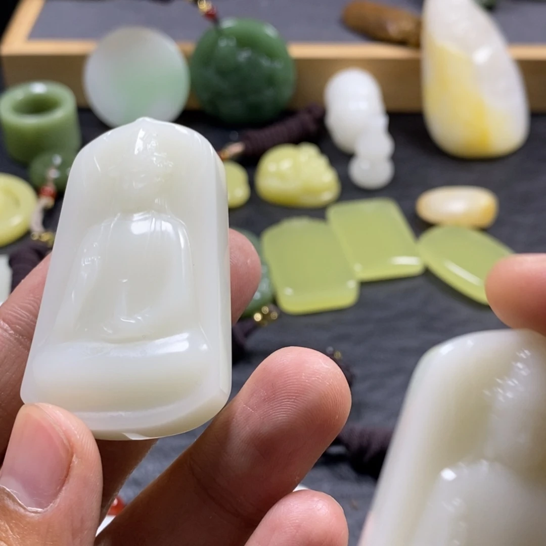 和田玉（青白玉）未镶嵌吊坠(赠链)良**景