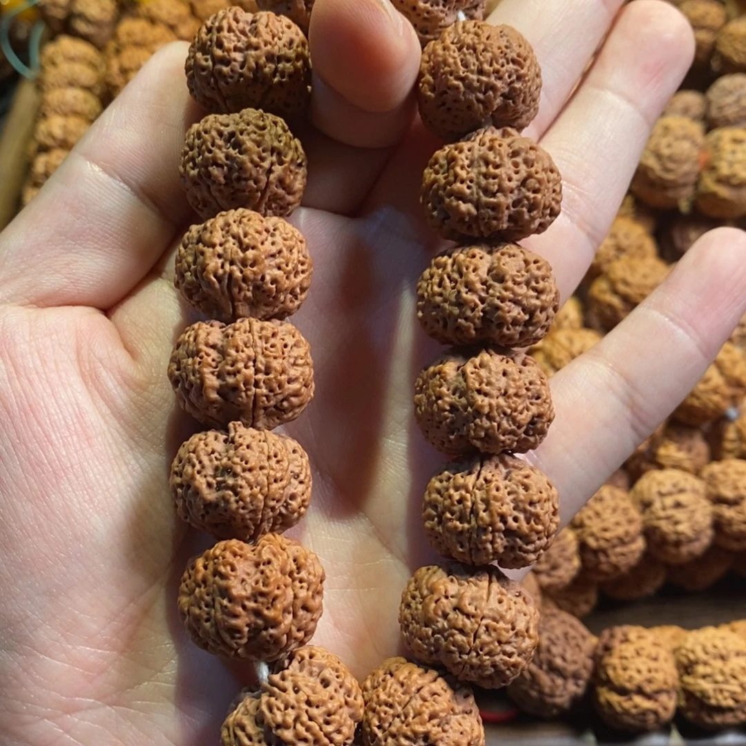 金刚菩提手串蜂王