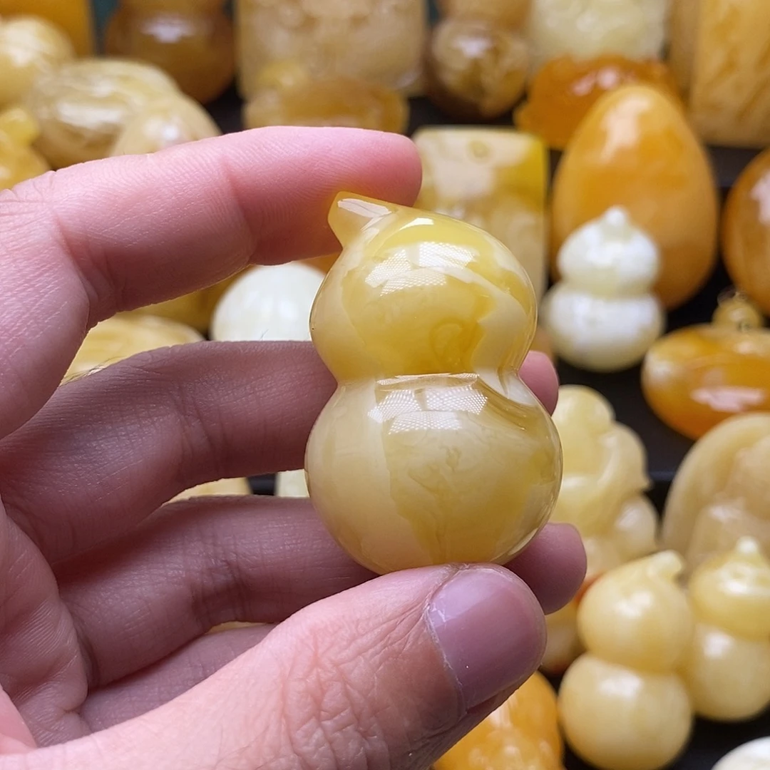 琥珀颈饰未镶嵌琥珀蜜蜡吊坠