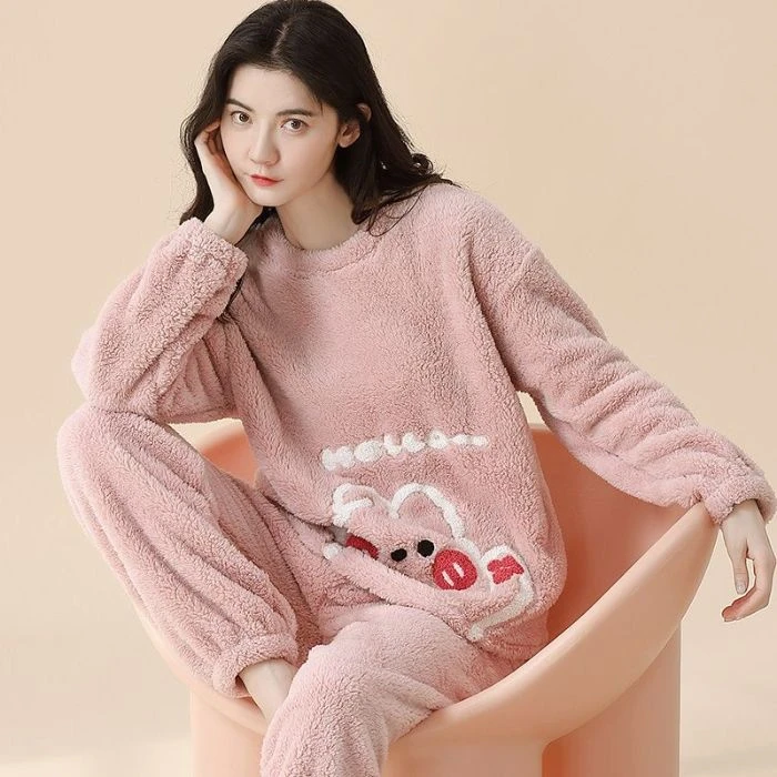 芯语婷秋冬季新款豆沙兔睡衣法兰绒女士保暖甜美卡通家居服可外穿