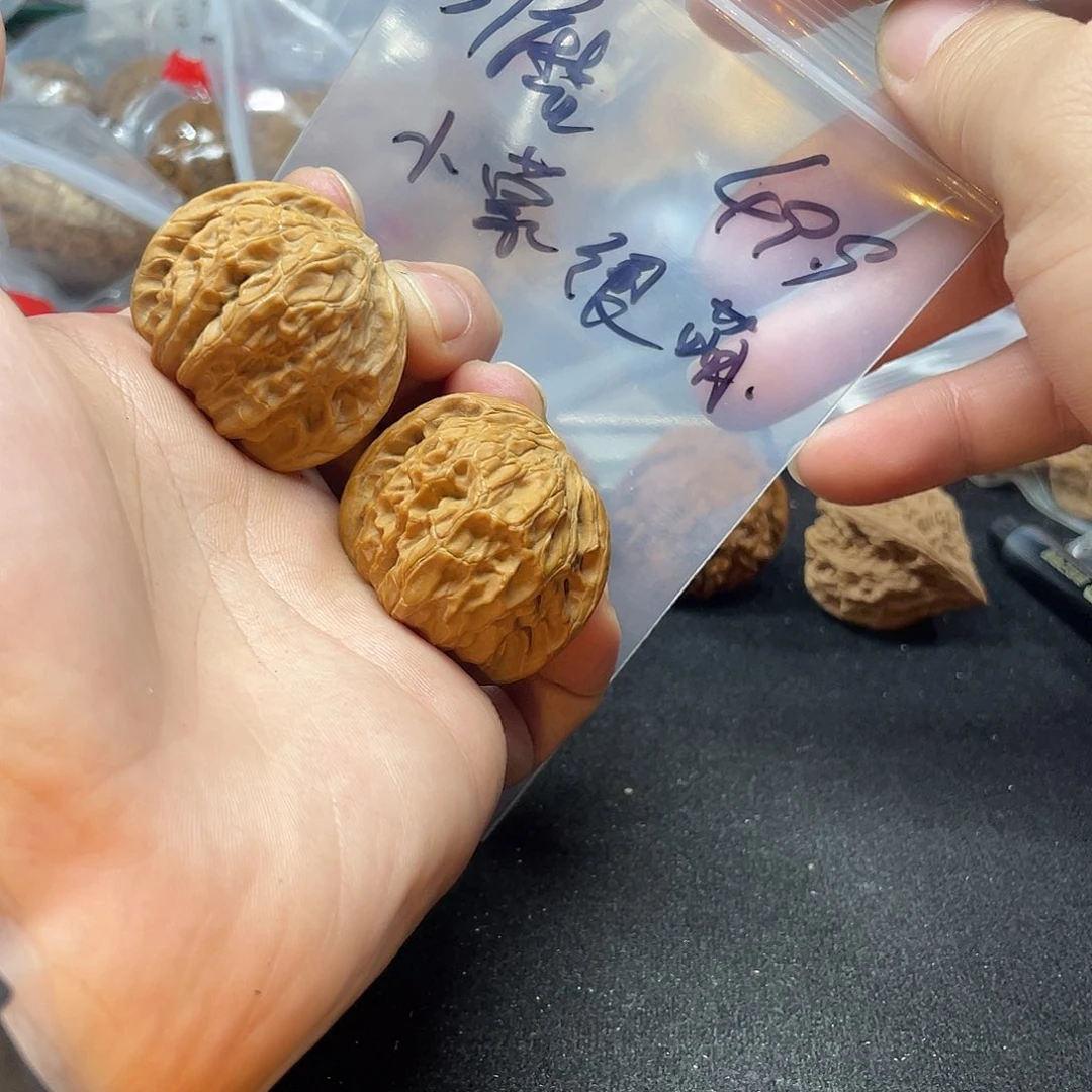 小***萌把件文玩核桃磨盘