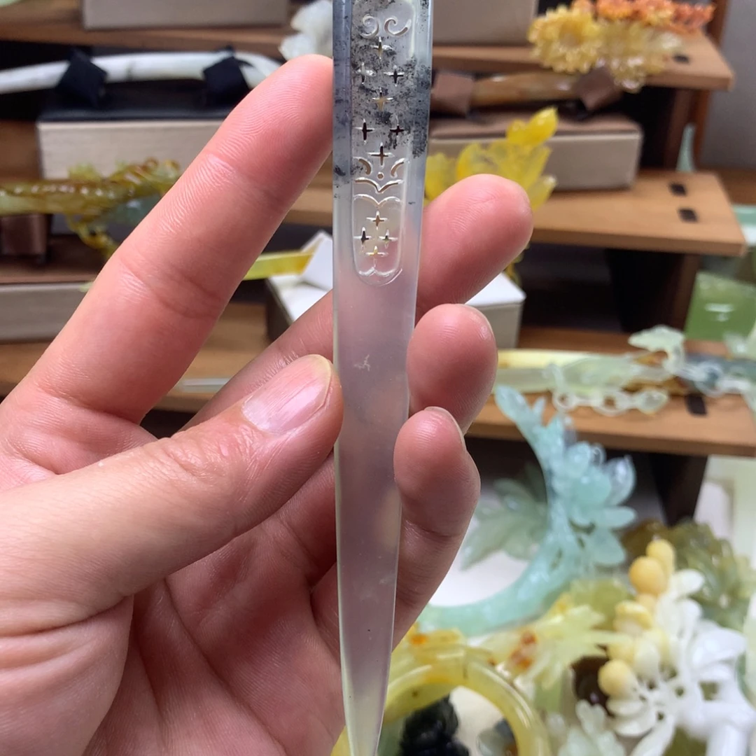 蛇纹石玉未镶嵌发饰