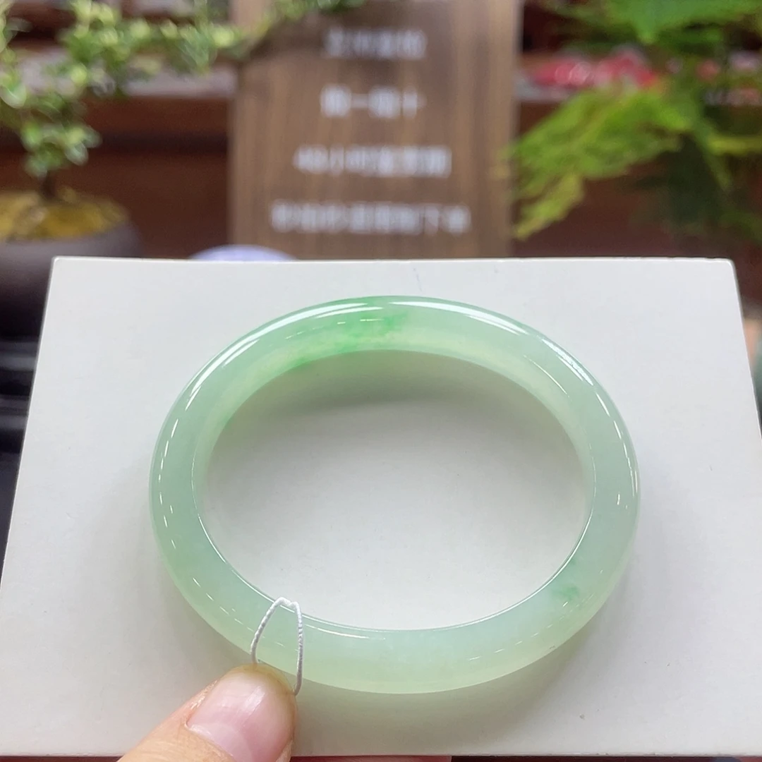 翡翠未镶嵌手镯15 号