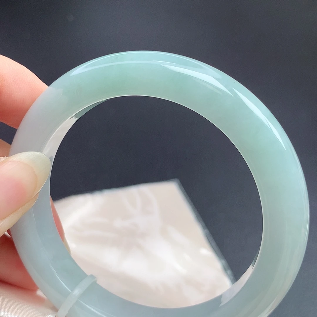 翡翠未镶嵌手镯56.4圈口