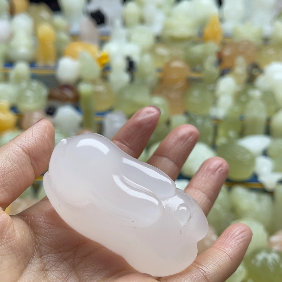 爱***满玉天然桌面小摆件