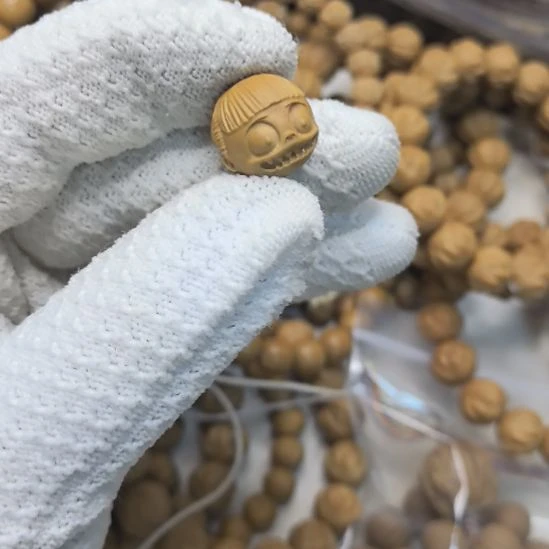 *****猴头核桃吊坠猴头雕刻