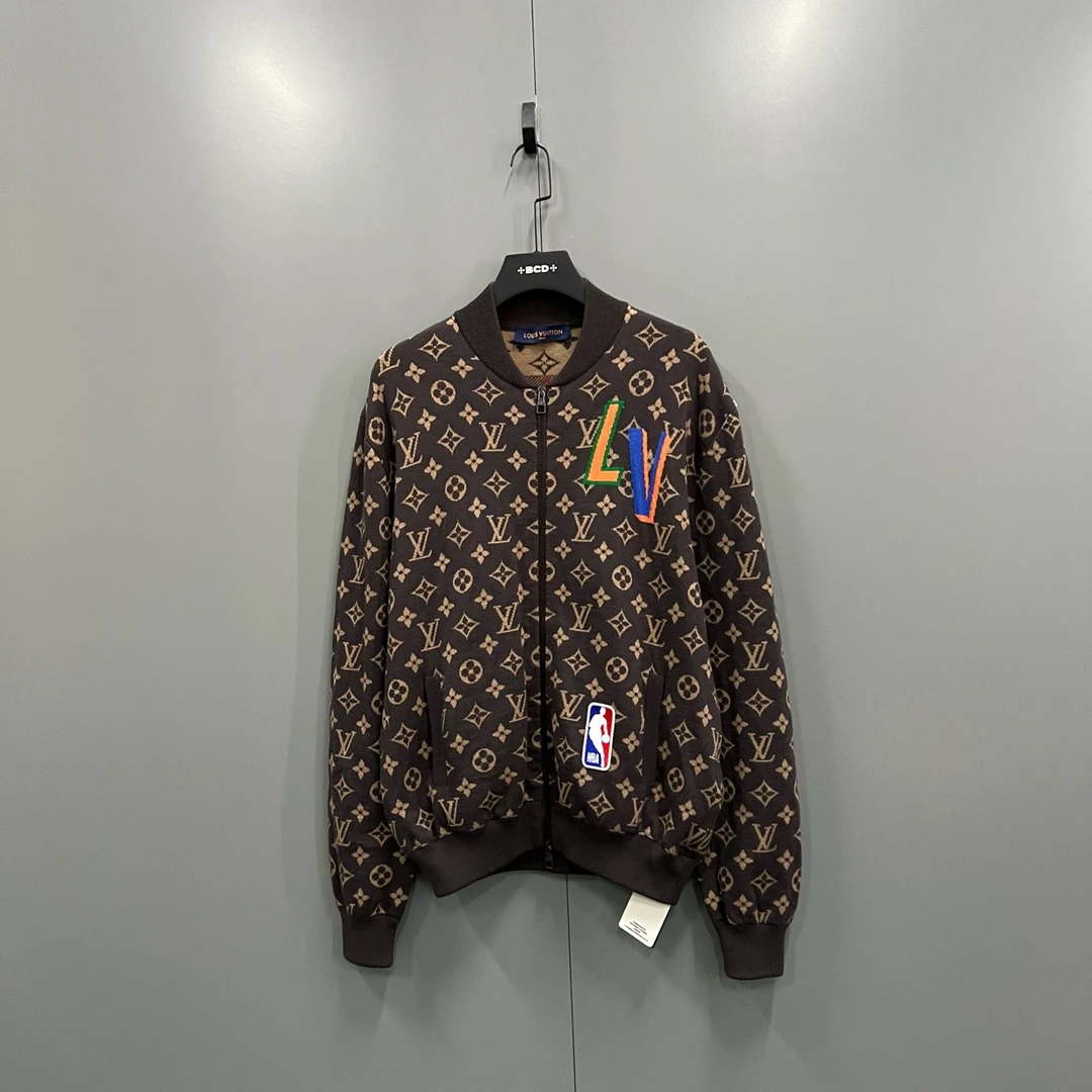 95新 LouisVuitton/路易威登 q219 棕色老花满印针织外套 L码/