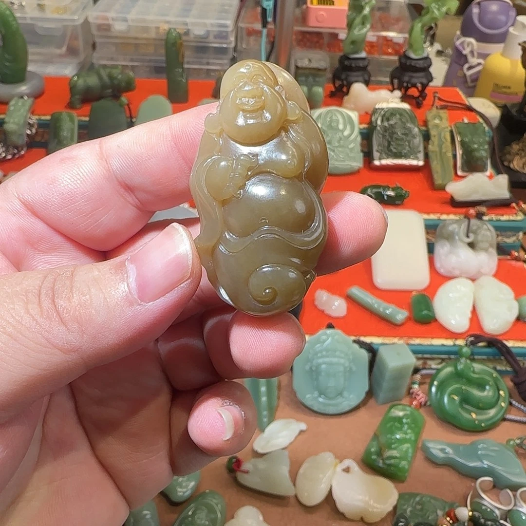 和田玉颈饰未镶嵌