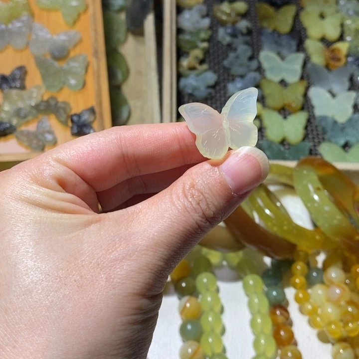 蛇纹石玉合金颈饰
