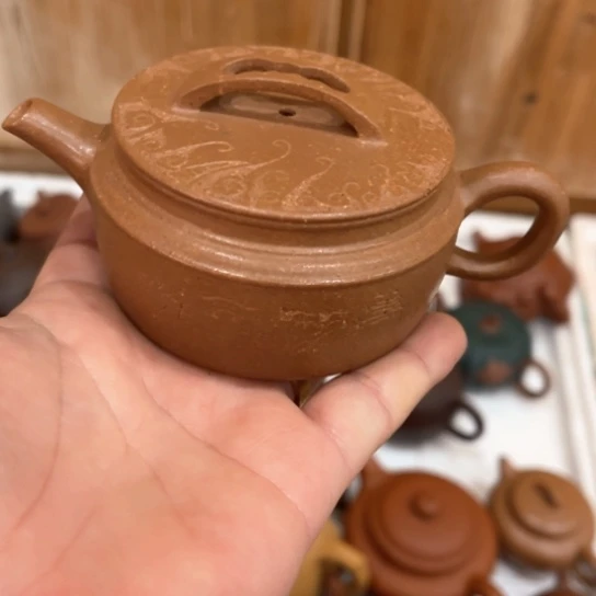 紫砂茶壶瑕疵……………………