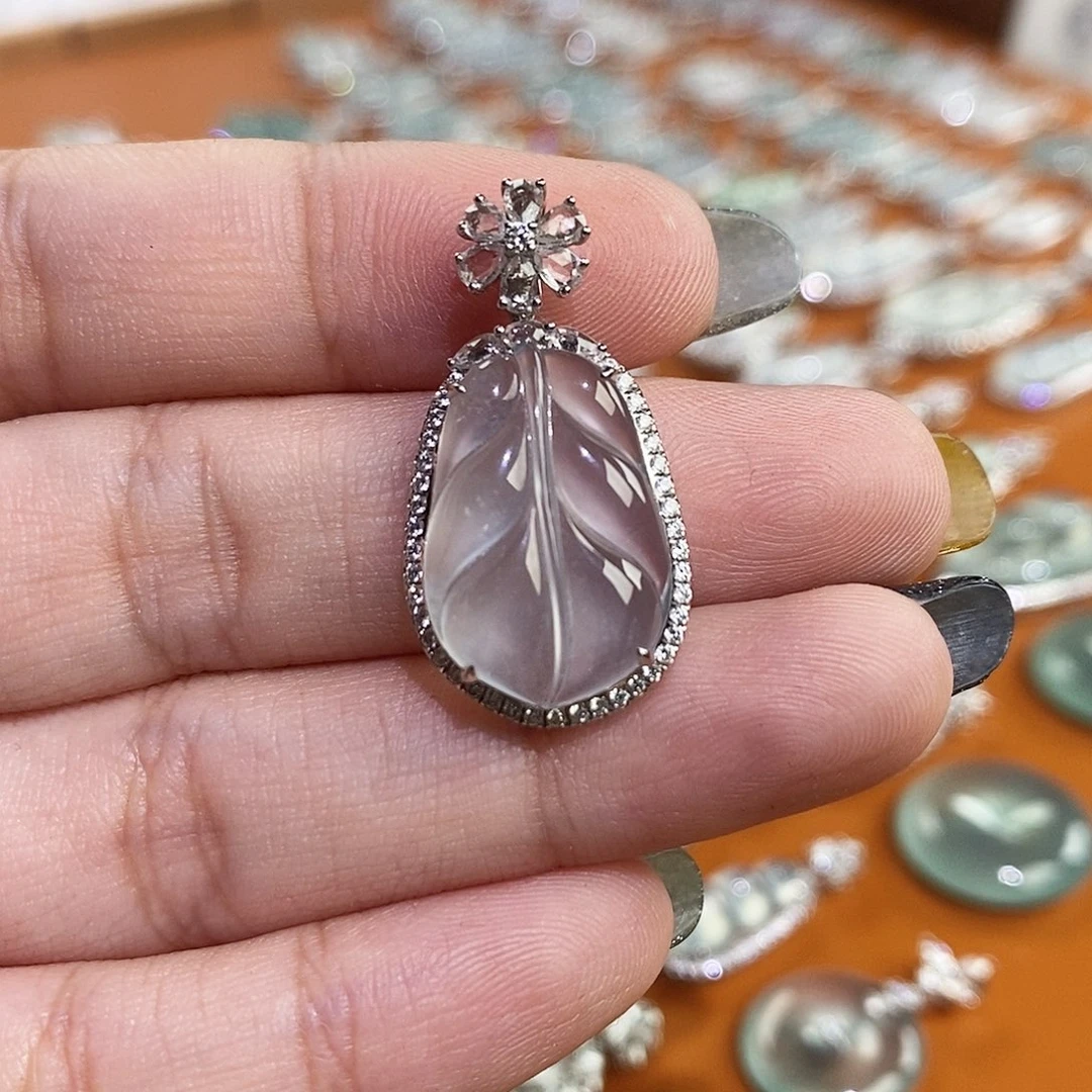 翡翠未镶嵌颈饰天然缅甸a货翡翠