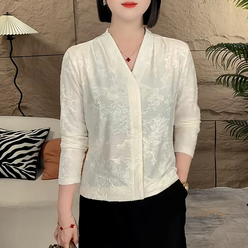 设计感百搭v领衬衫女2025年秋冬新款新中式复古气质提花长袖上衣
