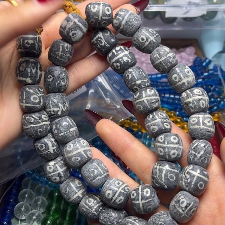 玻璃颈饰1754 琉璃一条