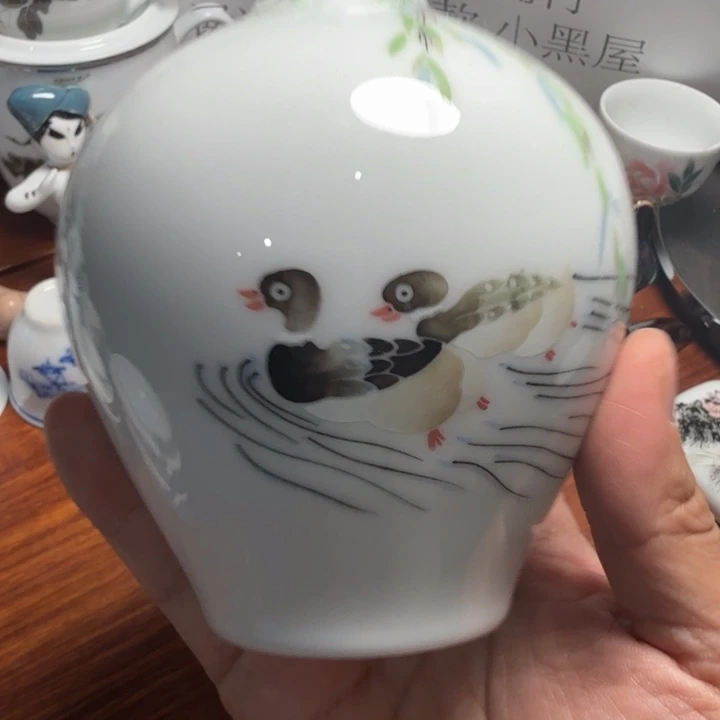 醴陵红官窑手绘小花瓶微瑕