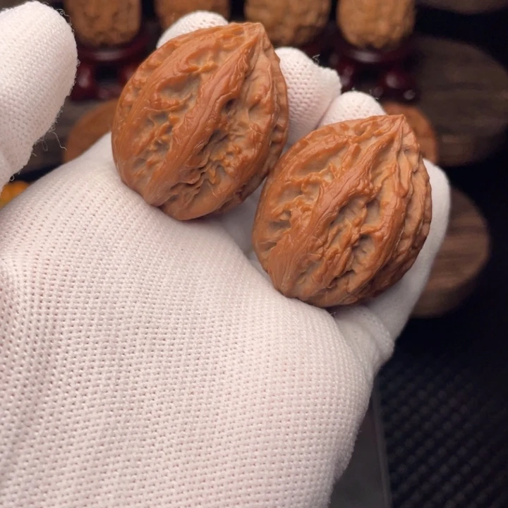 文玩核桃把件秦岭野生山魄系列小八棱31全