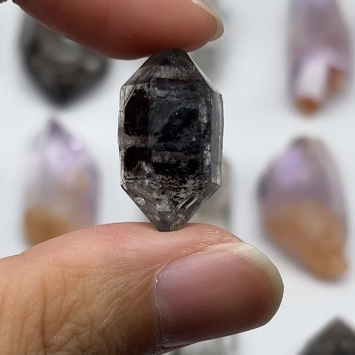 水晶未镶嵌颈饰闪灵钻24mm+