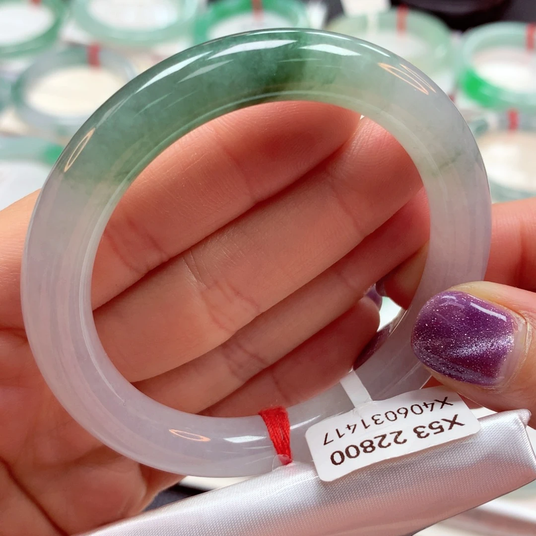 翡翠手镯（圆镯）未镶嵌31号85