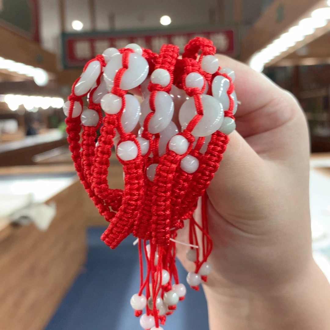 翡翠手链未镶嵌翡翠手链