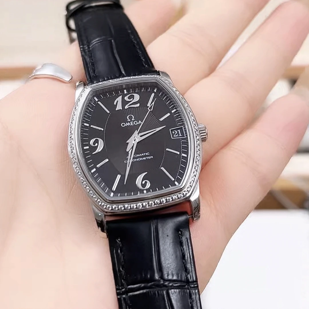 95新 Omega/欧米茄 70667/酒桶自动机械表/31*36方盘/后钻盘