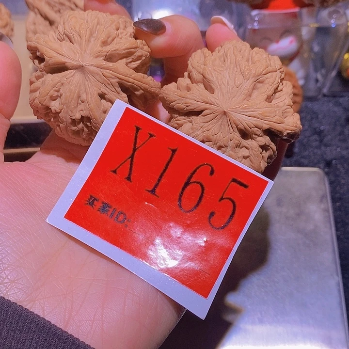 文玩核桃吊坠粗筋48