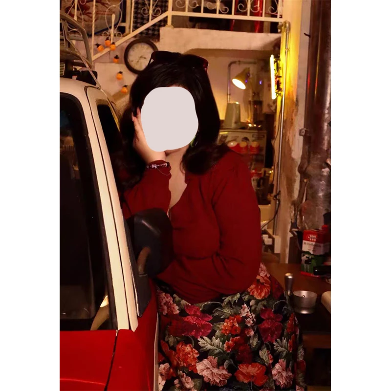 大码套装女今年流行漂亮胖mm显瘦红色毛衣碎花半身裙法式两件套