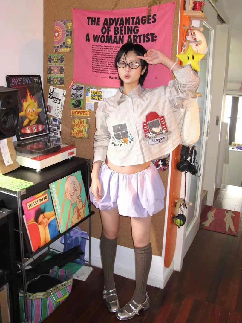 尾～丫2025春新款「我爱我家」趣味房子手工刺绣条纹衬衫