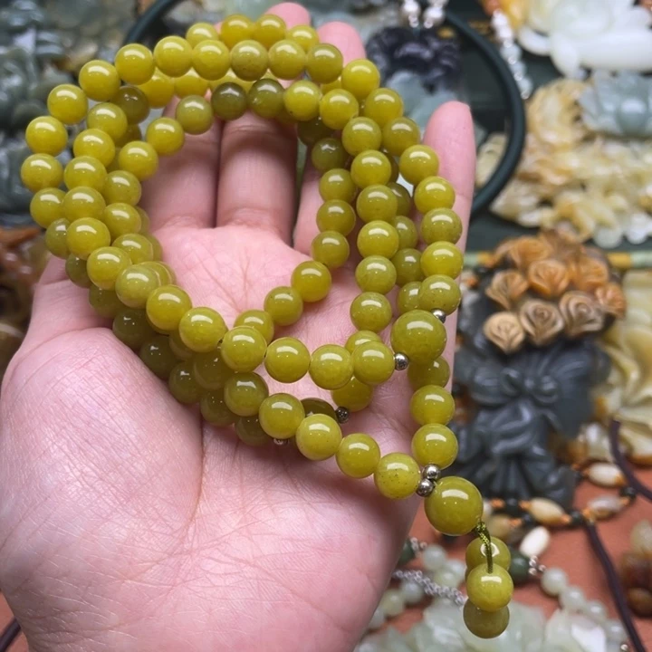 蛇纹石玉吊坠合金