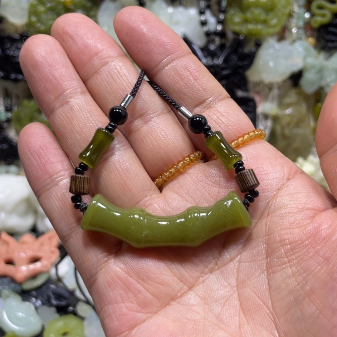 【闪购商品】岫玉颈饰未镶嵌一**小51吊坠