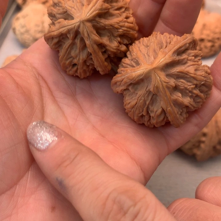 把件文玩核桃御龙粗筋三棱