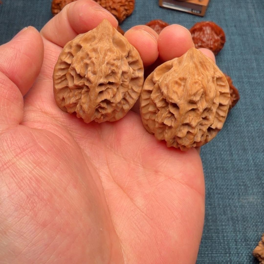 文玩核桃吊坠曹大龙34