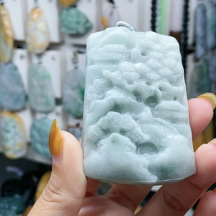 翡翠未镶嵌颈饰翡翠