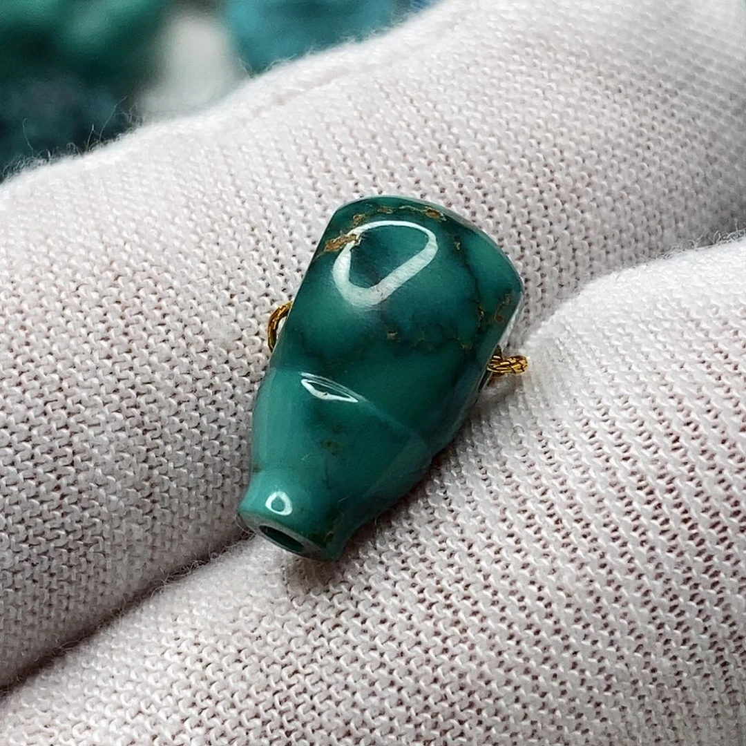 绿松石未镶嵌天然原矿 地大质检