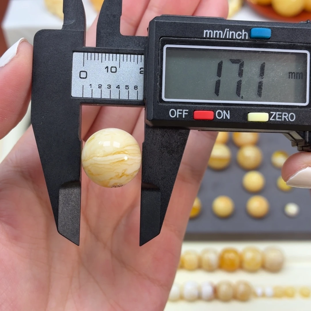 琥珀未镶嵌珠宝奇石俄料浓蜡妖花虎皮纹圆珠17mm