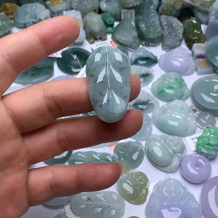 翡翠未镶嵌颈饰天然翡翠