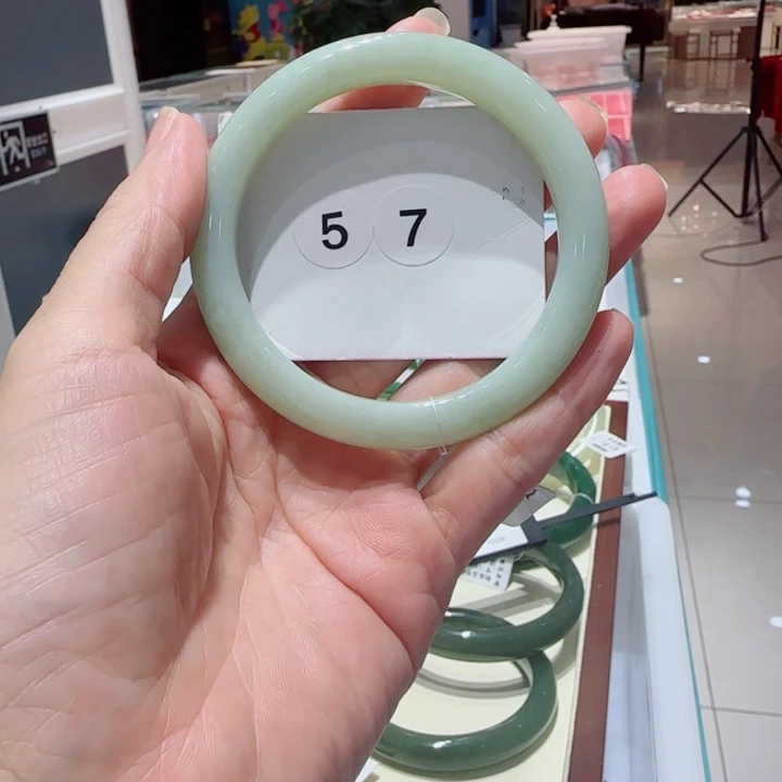 和田玉未镶嵌手镯29