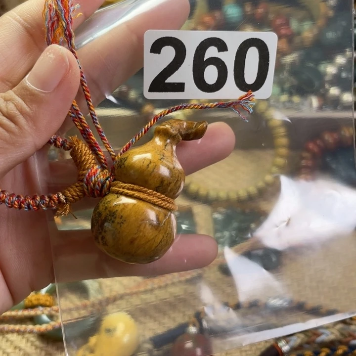 岫岩河磨玉（透闪石质玉）手把件未镶嵌