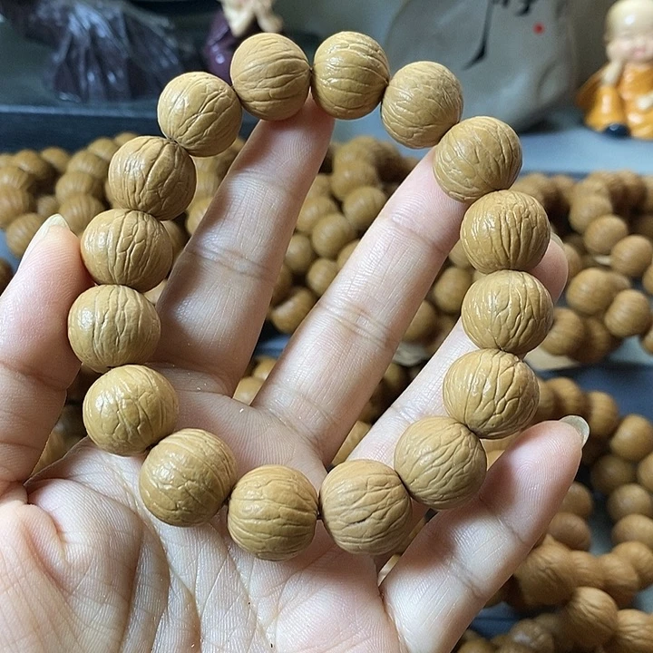 猴头核桃手串聚宝盆