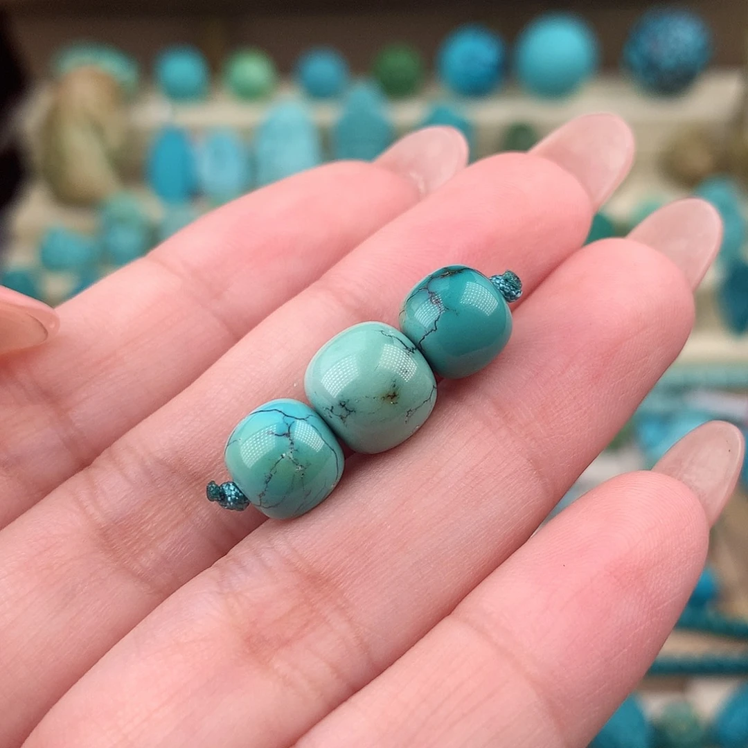 未镶嵌绿松石珠宝奇石