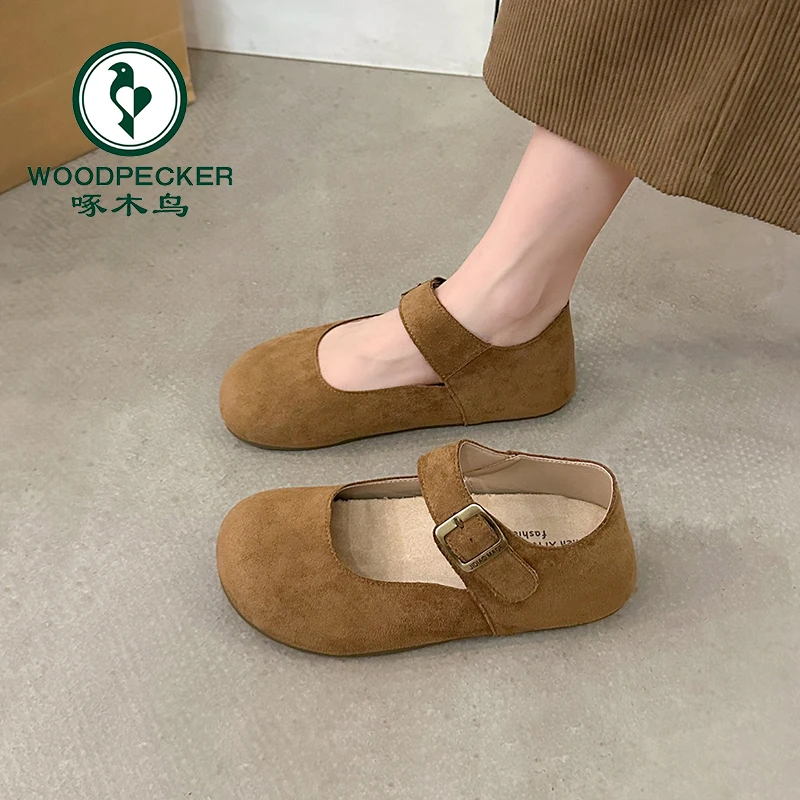 啄木鸟复古风圆头浅口一字扣带2025春季新款通勤舒适百搭懒人单鞋