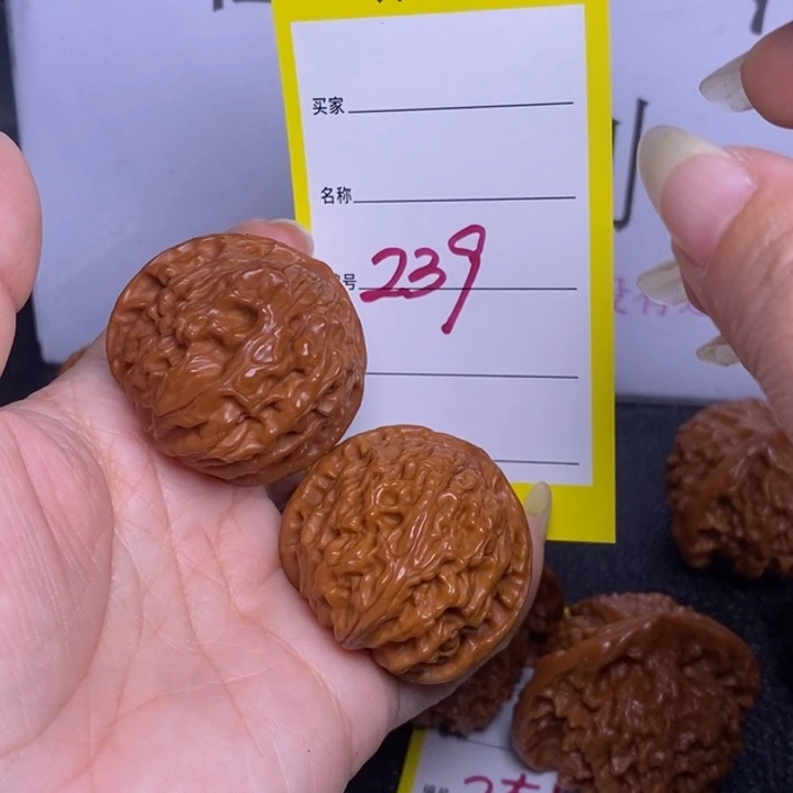 把件文玩核桃239/37.5白狮子福利