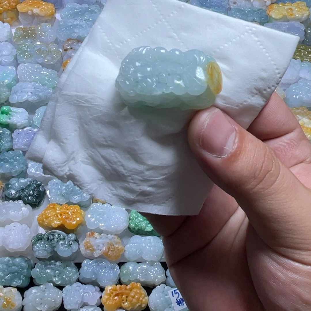 翡翠未镶嵌颈饰天然