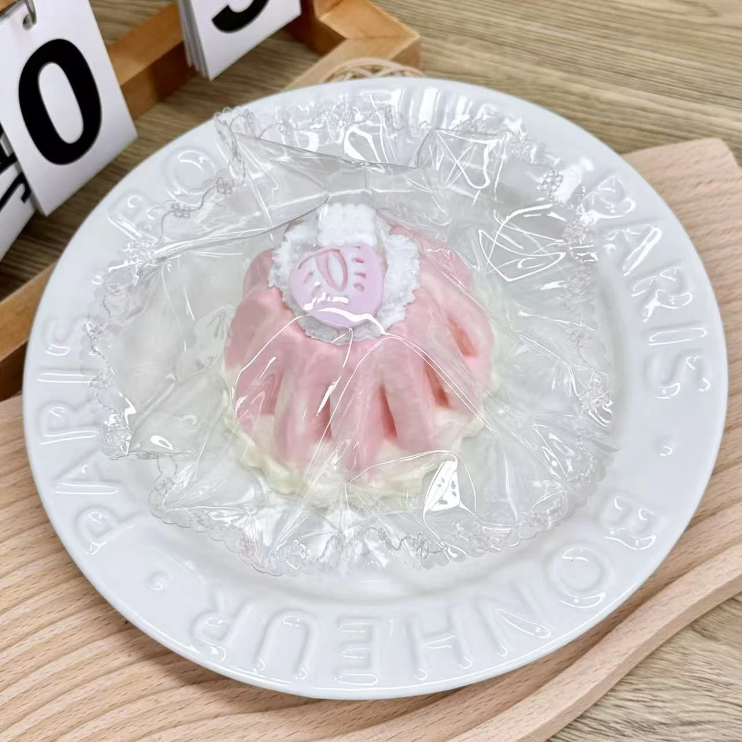 【草莓咕咕霍夫蛋糕】纯手工食品级硅胶捏捏乐解压玩具