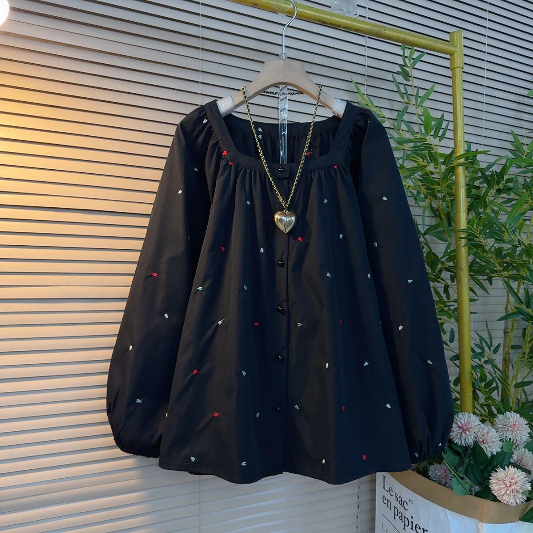 6123胖妹妹欧货韩版慵懒风插肩袖宽松遮肉显瘦法式方领爱心刺绣衫