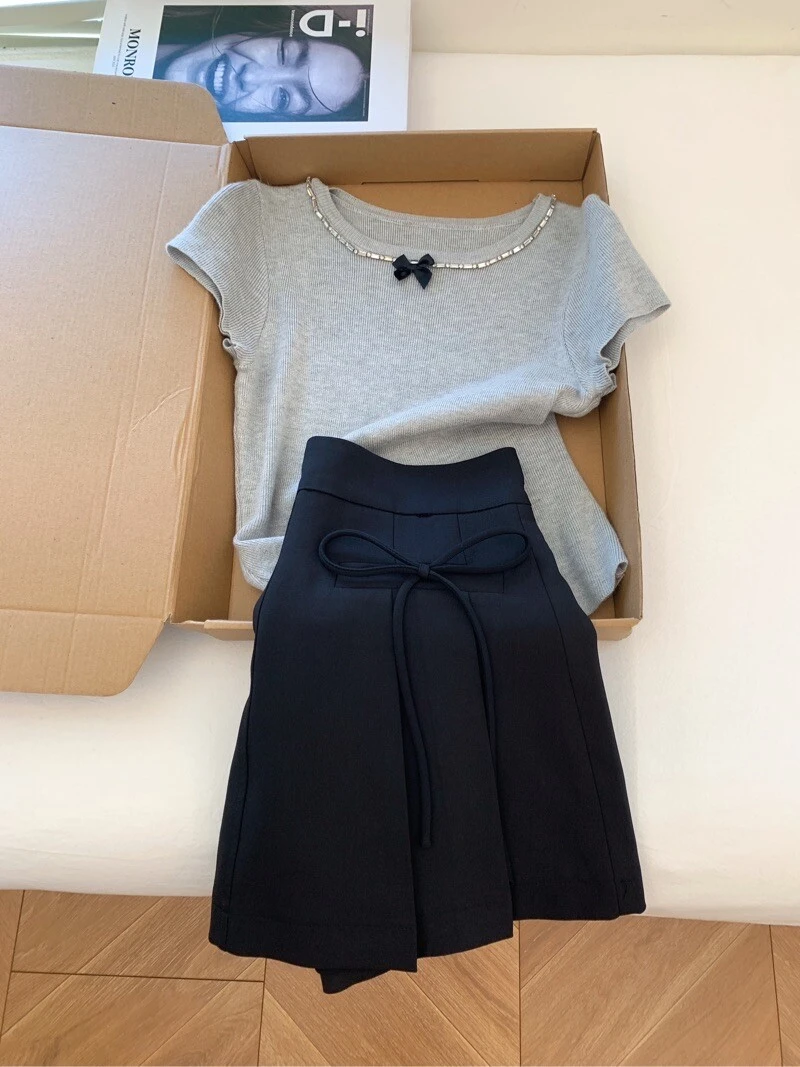 灰色温柔飞飞袖针织衫上衣女2025年新款夏季薄款正肩短袖t恤短款