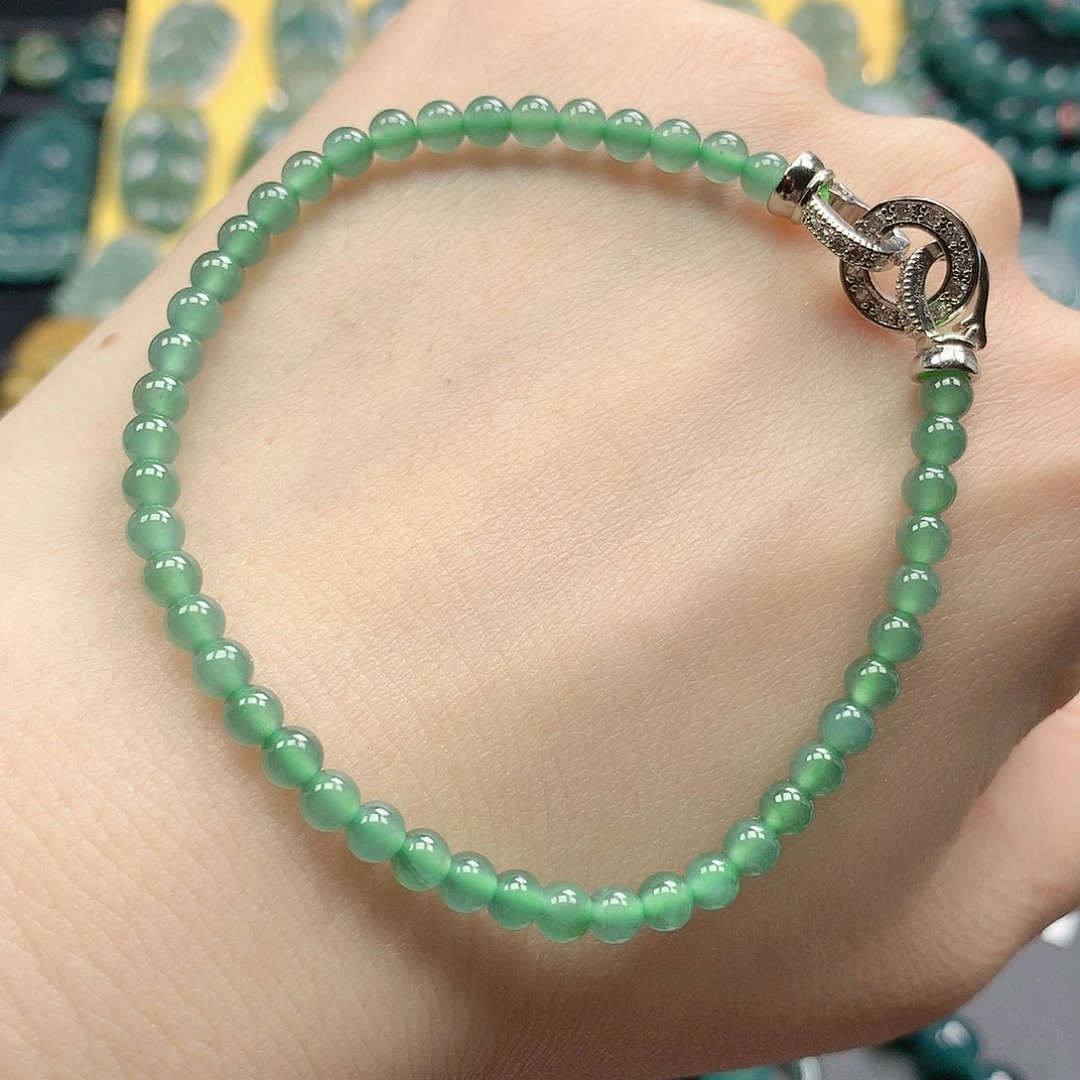 翡翠颈饰未镶嵌手串