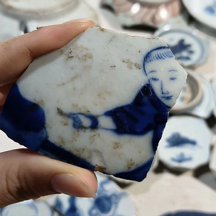 摆件兰*堂瓷片瓷片瓷片瓷片