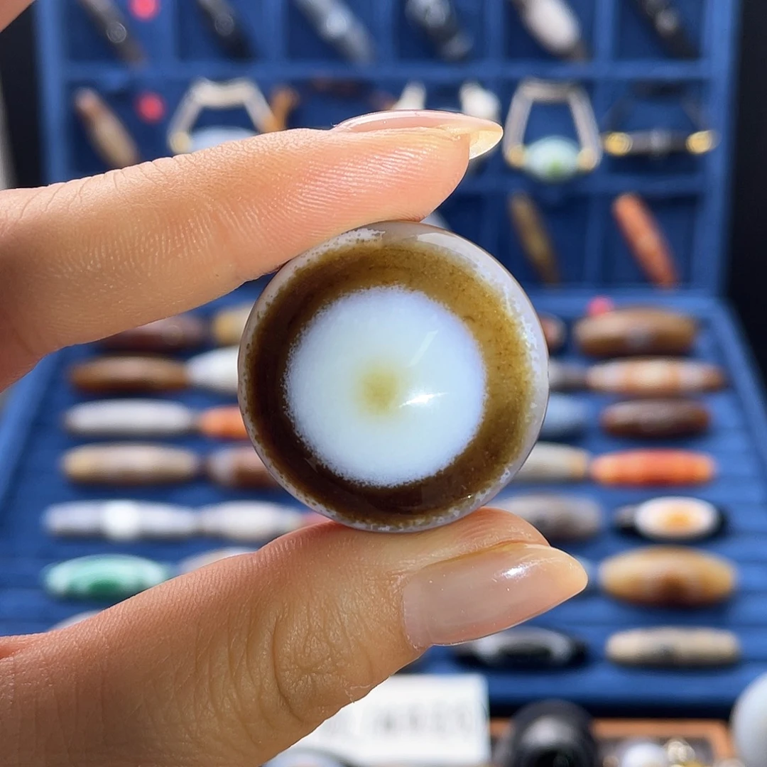 玛瑙/玉髓未镶嵌珠宝半成品
