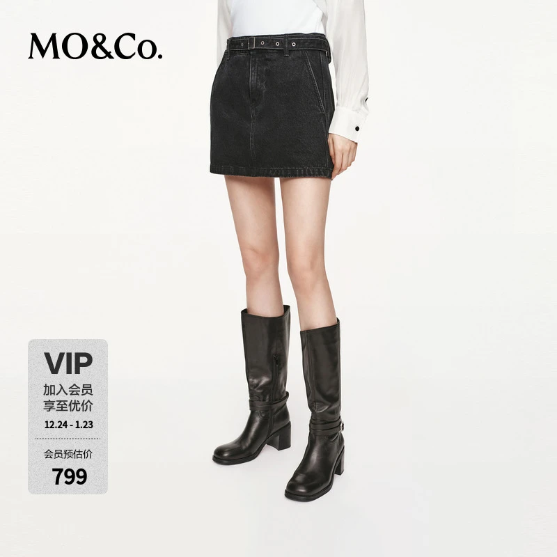 MOCO牛仔短裙2025秋新品附腰带中低腰摇滚黑棉质半身裙MBE3SKT037